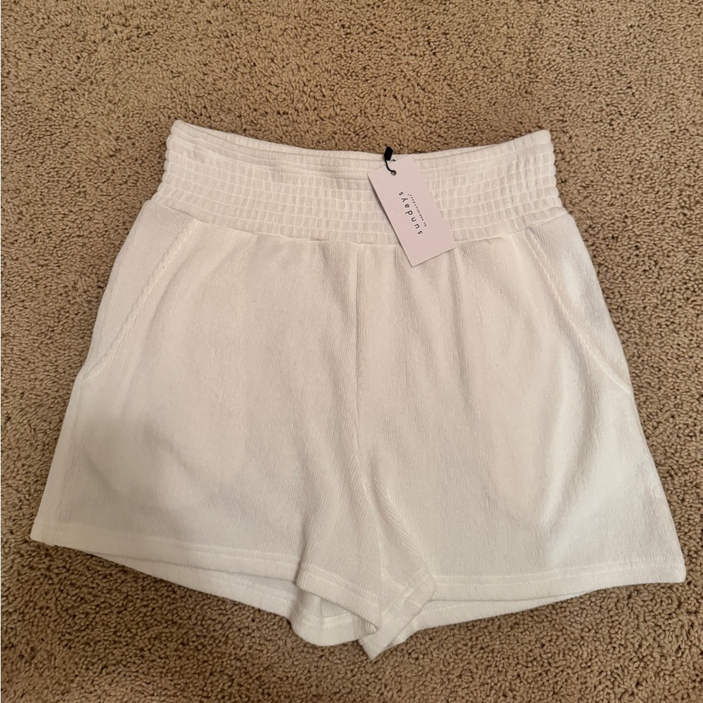 NWT Sundays Brinley Shorts in Soft White